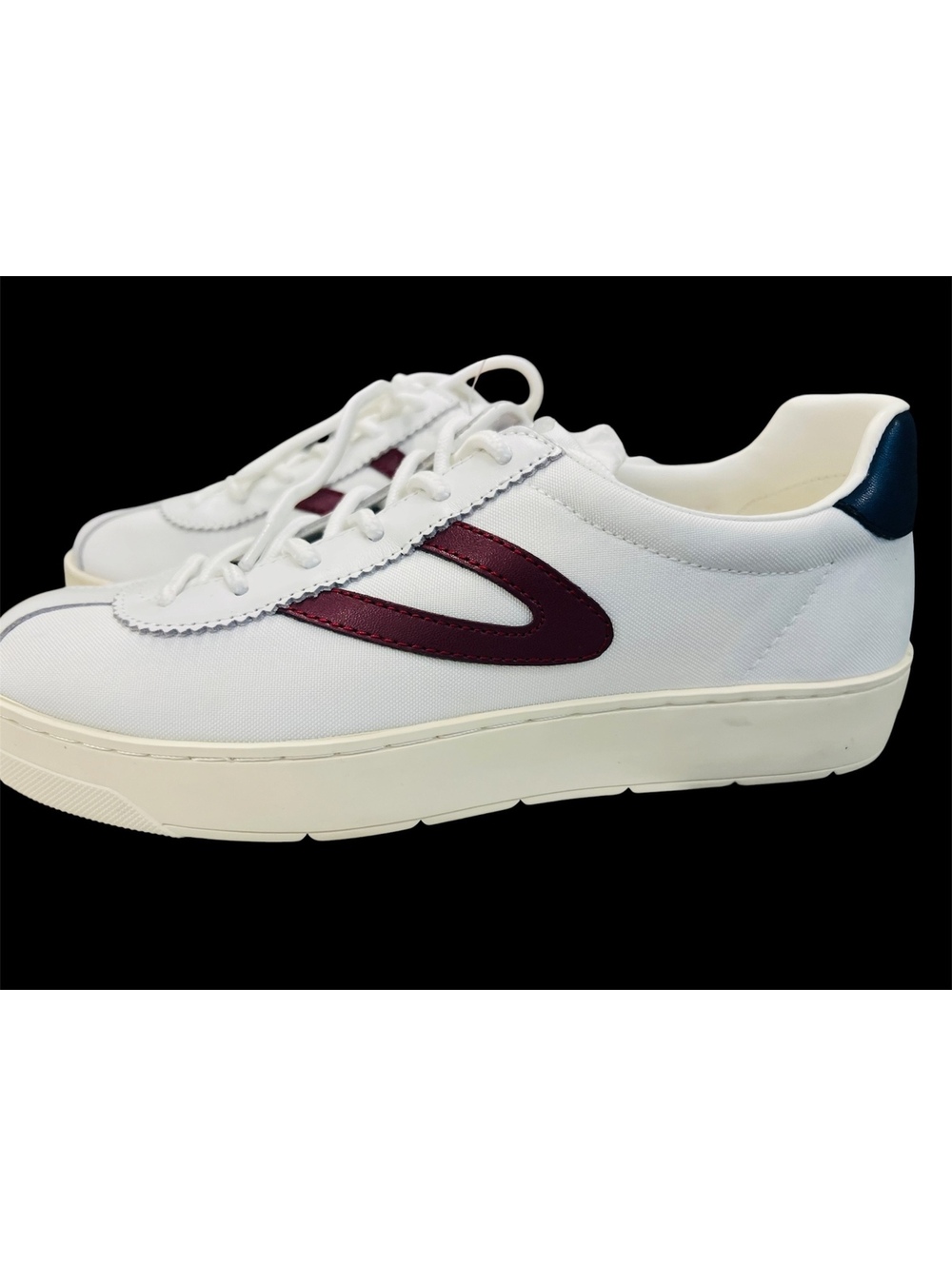 NWOT Tretorn Hayden Canvas Sneakers - Size 8